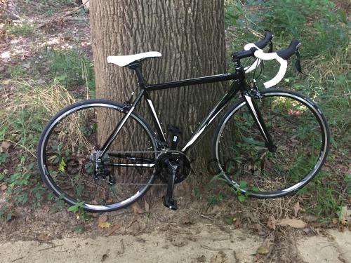 Nashbar 105 Road Bike specs and reviews